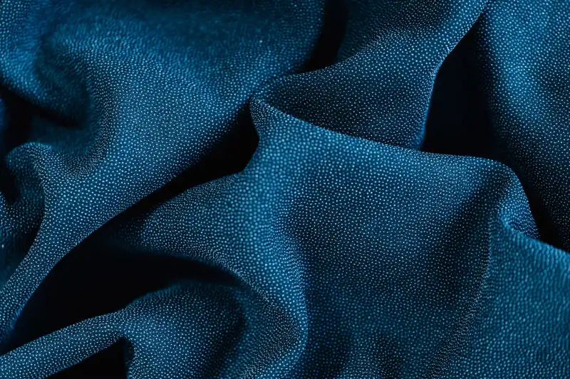 美容美体服务中的精油推背手法解析：如何改善亚健康状态